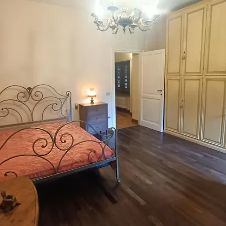 Casale Esa *
